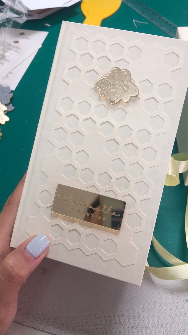 Cartonaje — White Paper Stationery